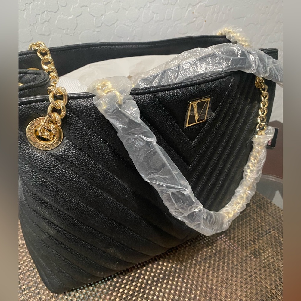 BNWT Victoria secret tote